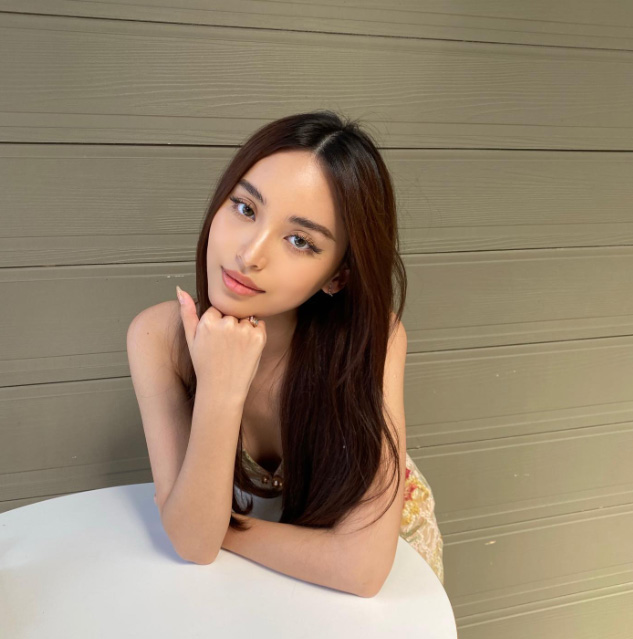 ฟ้า ยงวรี ประวัติ