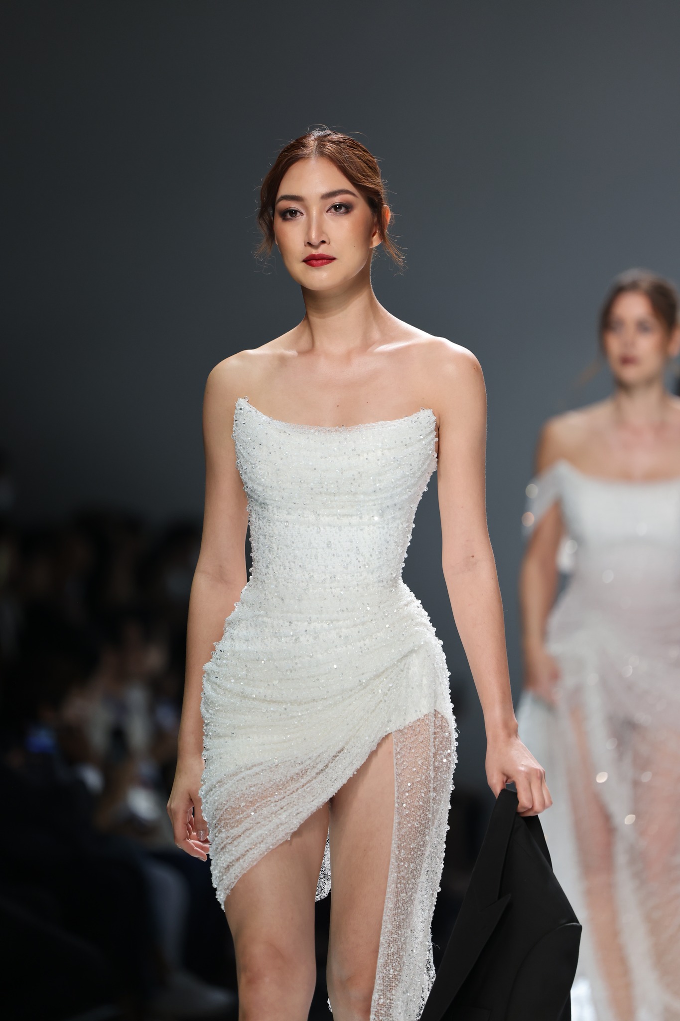 แฟชั่นโชว์ POEM