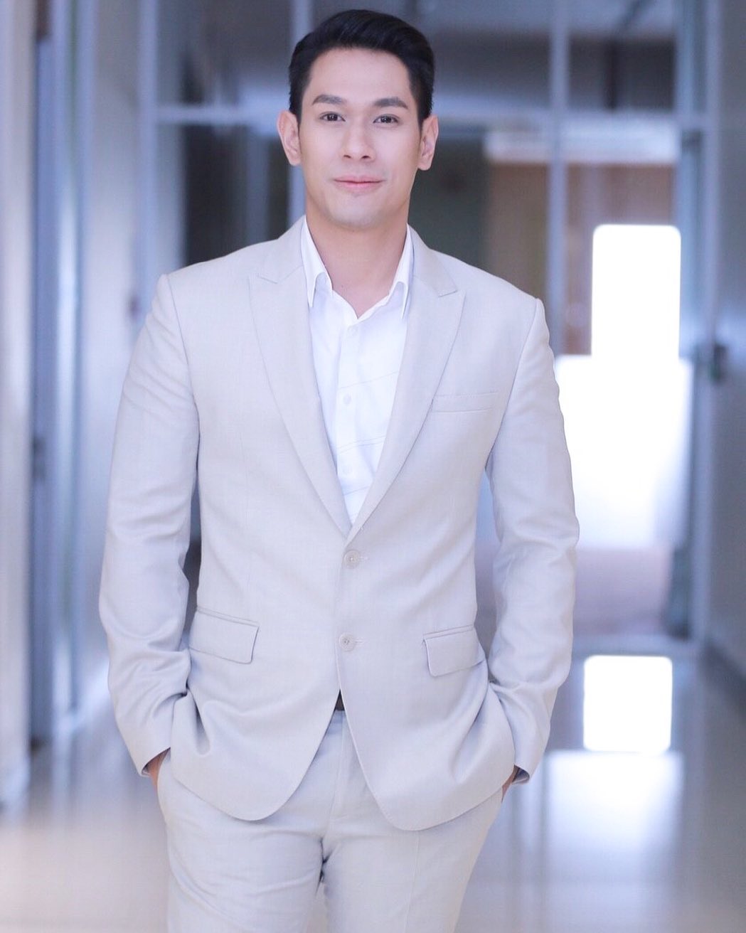 อ๋อม อรรคพันธ์