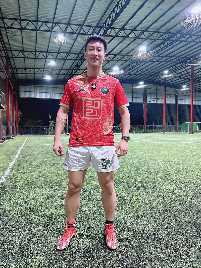 นุ๊ก ธนดล