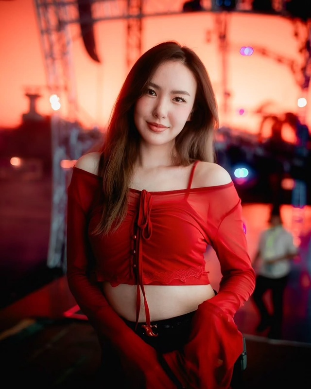 ลิลลี่ ภัณฑิลา ตอบความสนิท มารี - เชอรีน