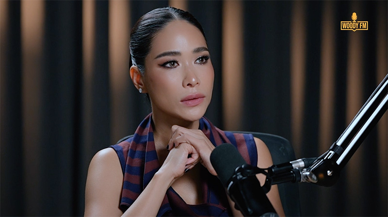 พลอย เฌอมาลย์