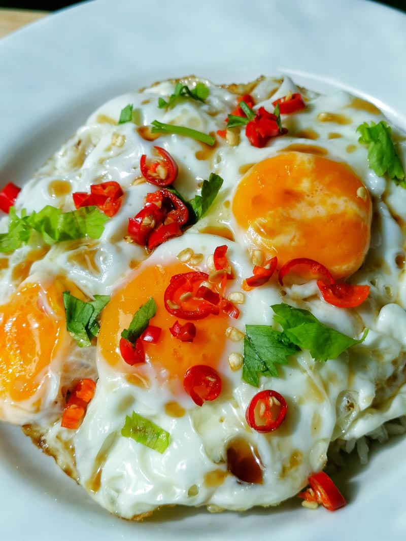 ไข่ดาว