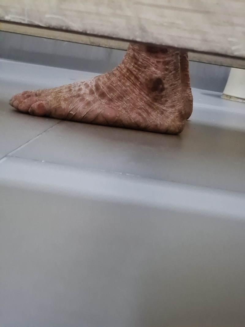 เข้าห้องน้ำ