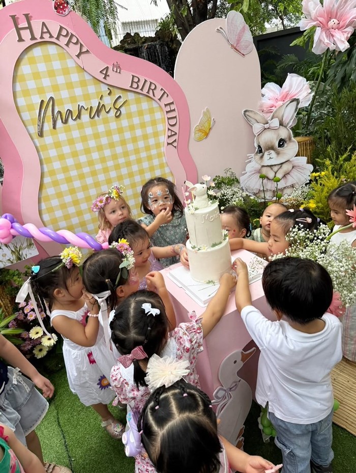 ภาพงานวันเกิดน้องมาริน ลูกสาว มิว นิษฐา กับ เซนต์ ธราภุช 