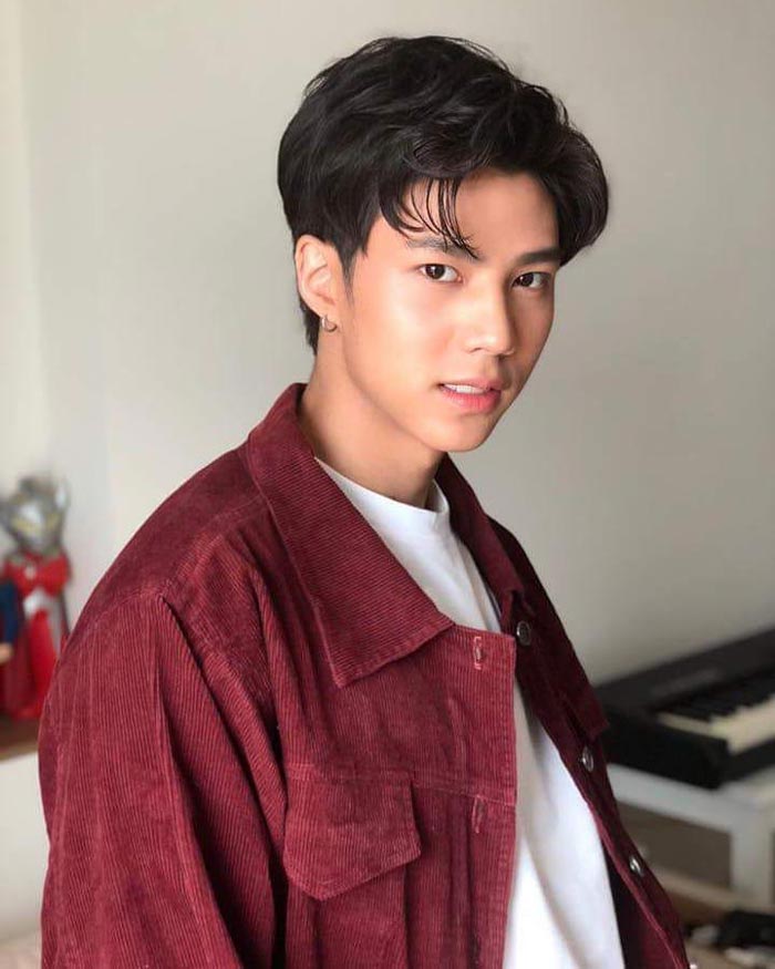 แบงค์ ธิติ