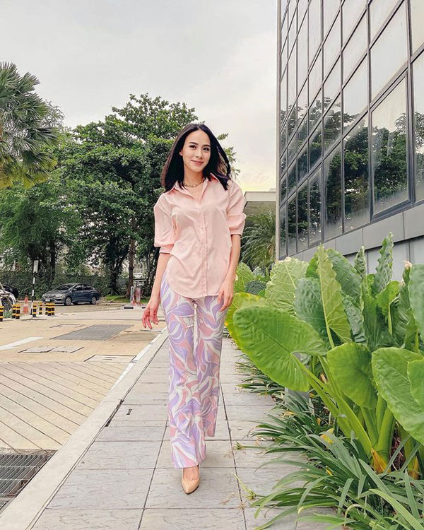 เรือนหอ รถเมล์ คะนึงนิจ