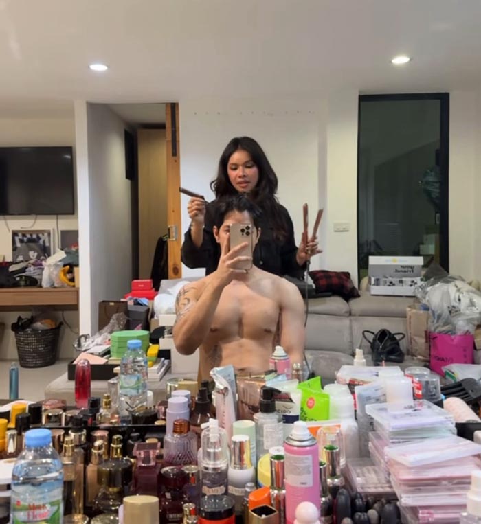 มิกซ์ เฉลิมศรี หนุ่มใหม่