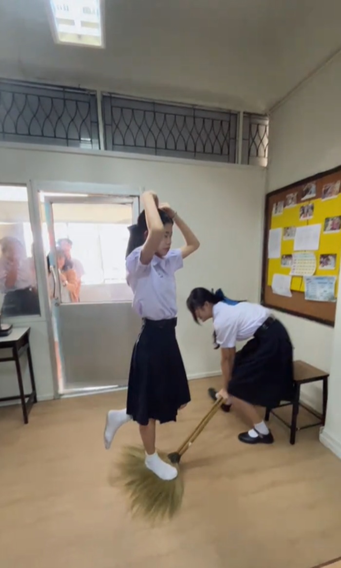 ตุ๊กตาไขลาน