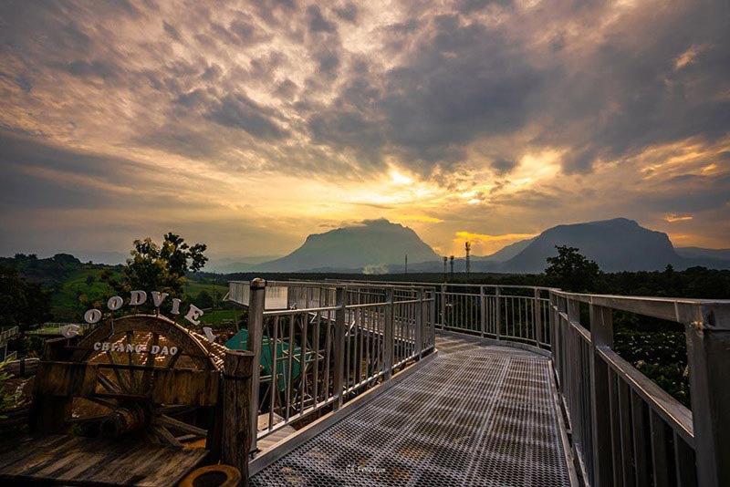 สถานที่ท่องเที่ยวดอยหลวงเชียงดาวและดอยนางนอน