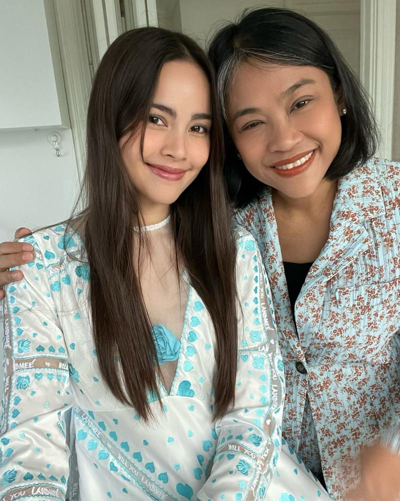 ญาญ่า อุรัสยา
