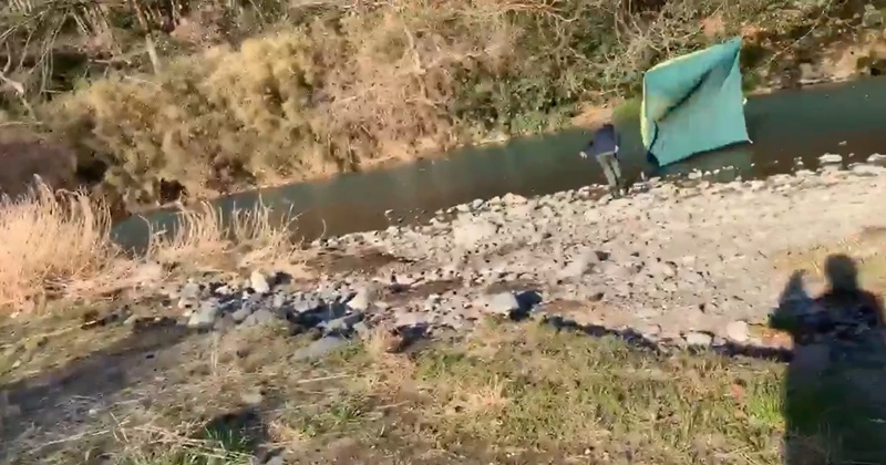 กางเต็นท์