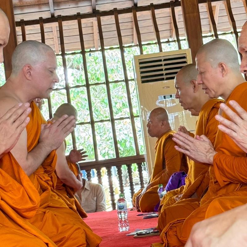 พระจอนนี่