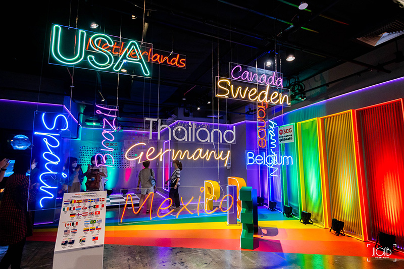 จุดถ่ายรูป Pride Month