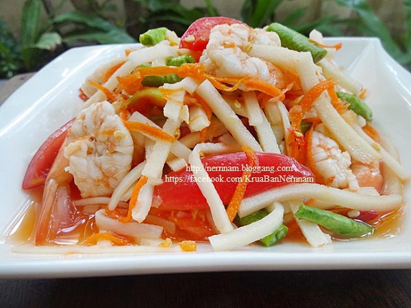 ส้มตำยอดมะพร้าวกุ้งสด