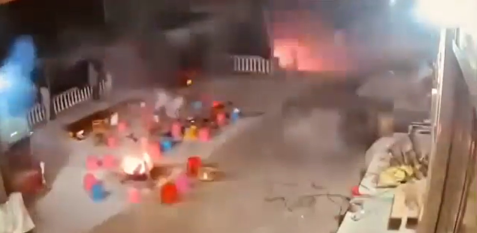 เพื่อนบ้าน