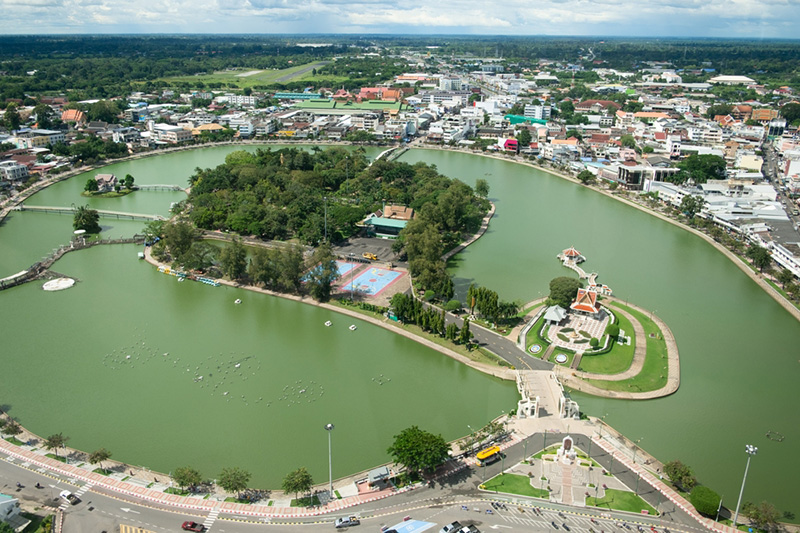 ที่เที่ยวสงกรานต์ 2568 บึงพลาญชัย จังหวัดร้อยเอ็ด