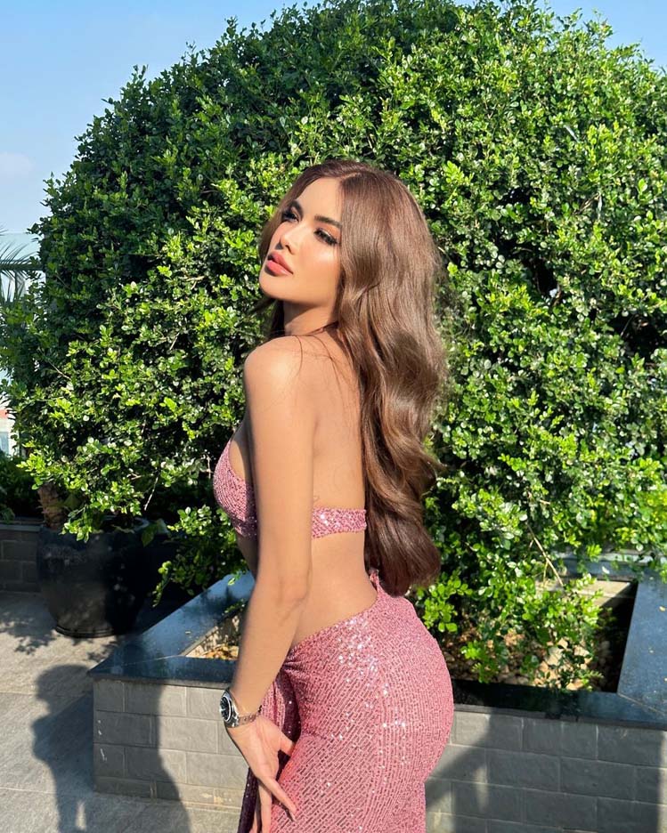 อุ้ม ทวีพร