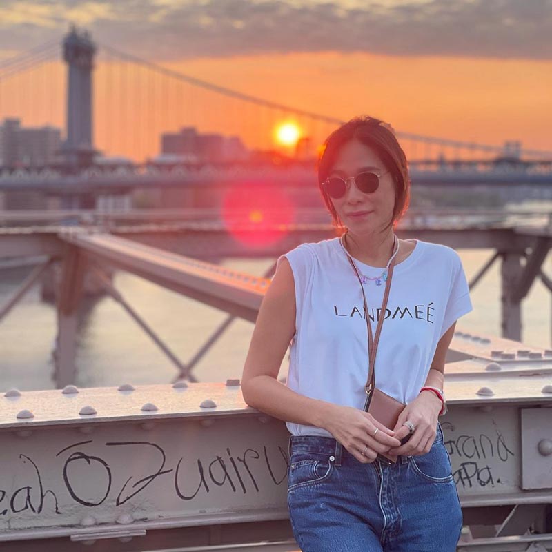 พลอย เฌอมาลย์