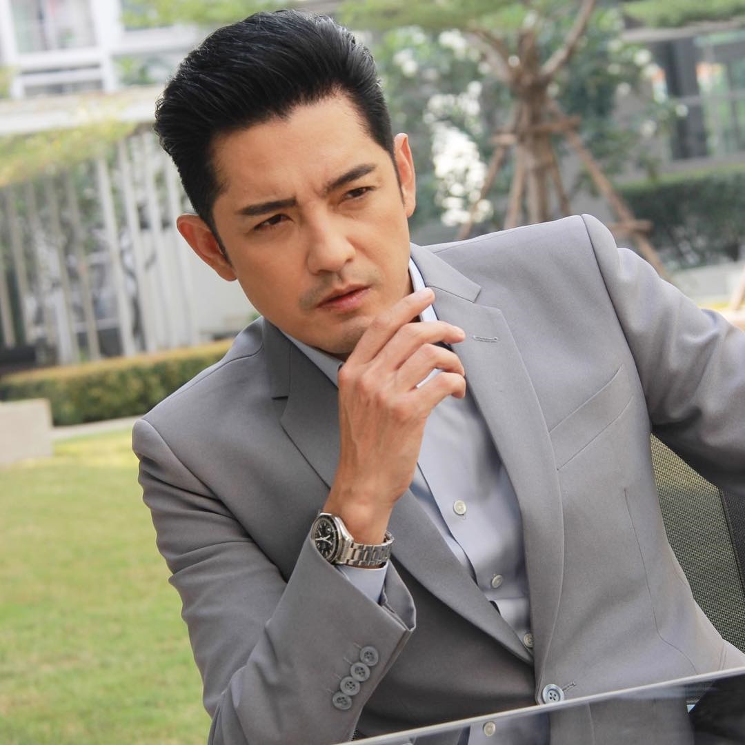 หนุ่ม ศรราม