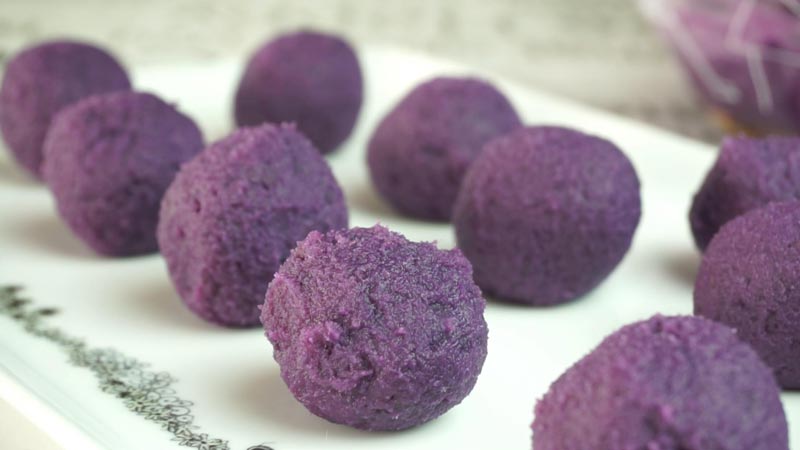 ขนมงาทอดมันม่วง