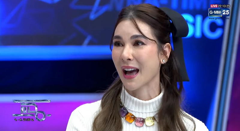 โบว์ เบญจวรรณ