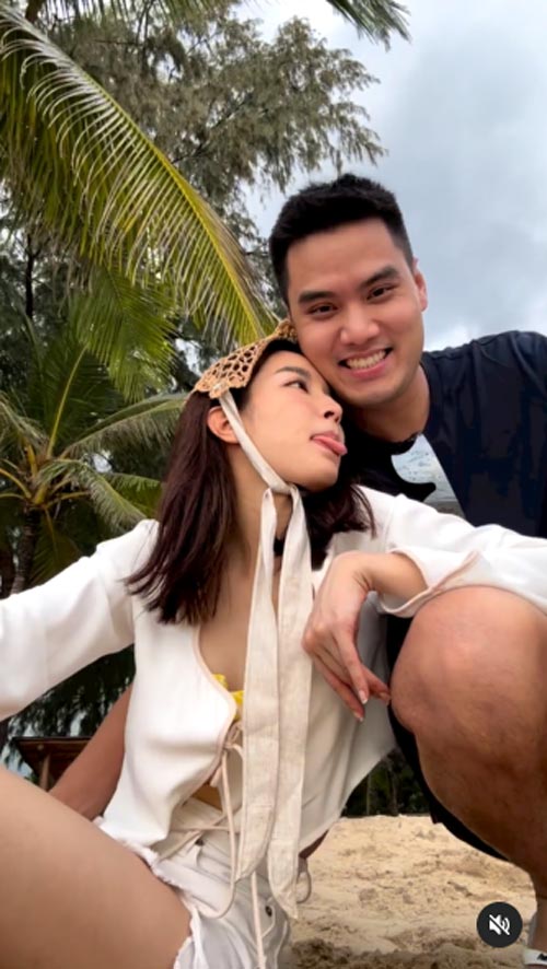 โม มนชนก