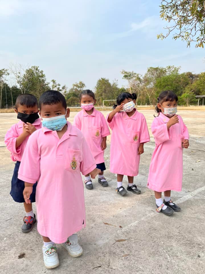 เสื้อเด็ก