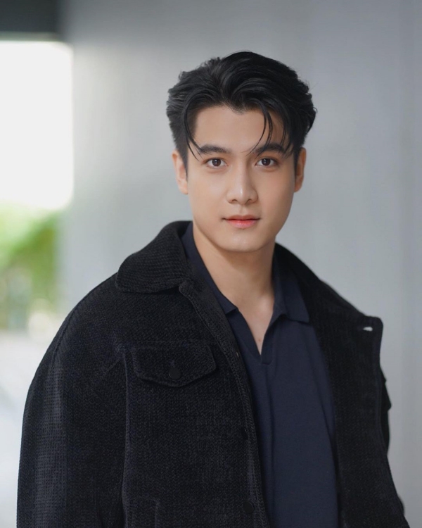 เพชร โบราณินทร์