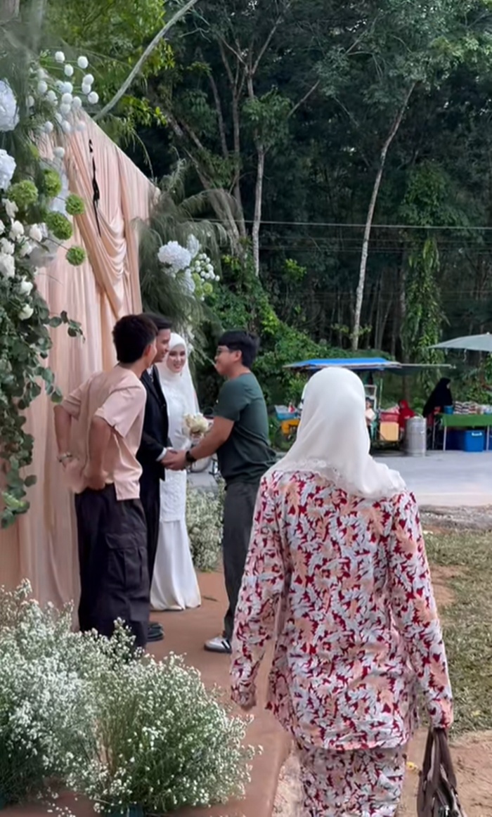 เพื่อนเจ้าบ่าว