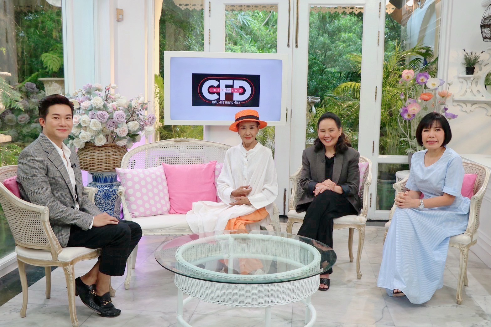 แม่สีดา พัวพิมล 