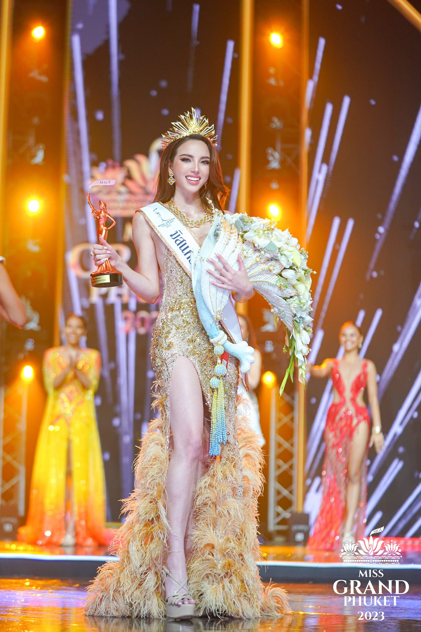 เทีย เดอะเฟซ