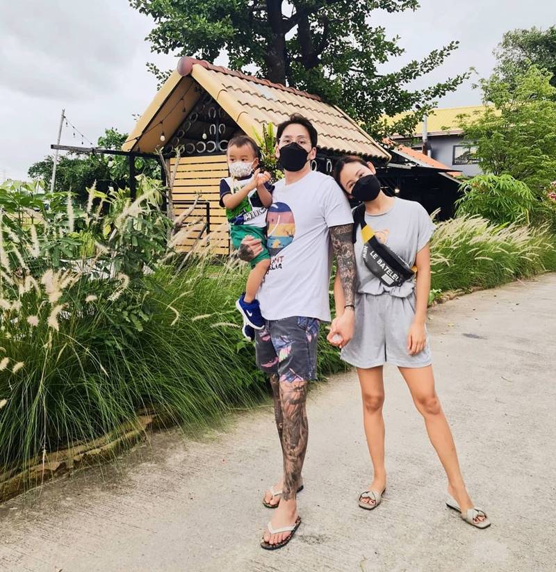 แทค ภรัณยู, ไฮโซเบลล์