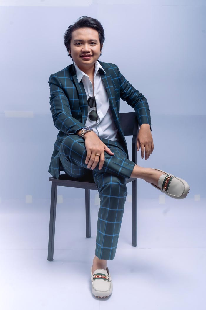 ครูไพบูลย์ แสงเดือน