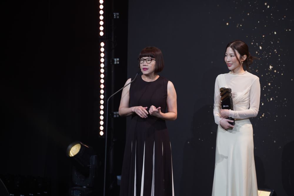 ไอคอนสยาม คว้า 2 รางวัล THAILAND SOCIAL AWARDS ครั้งที่ 13