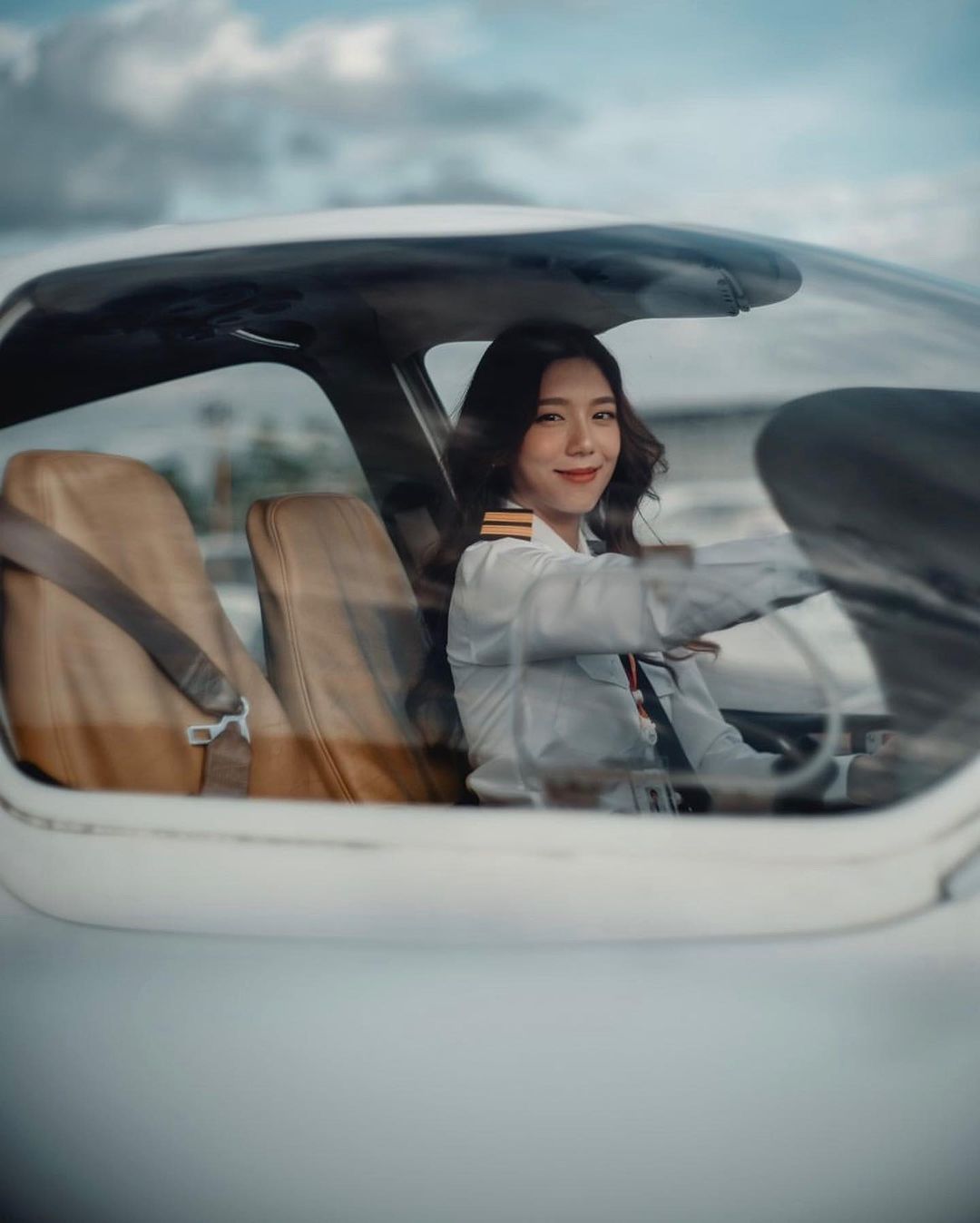 เหม่เหม ธัญญวีร์