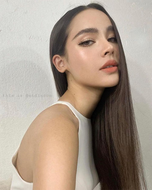 ญาญ่า อุรัสยา ดาราลูกครึ่งหญิง