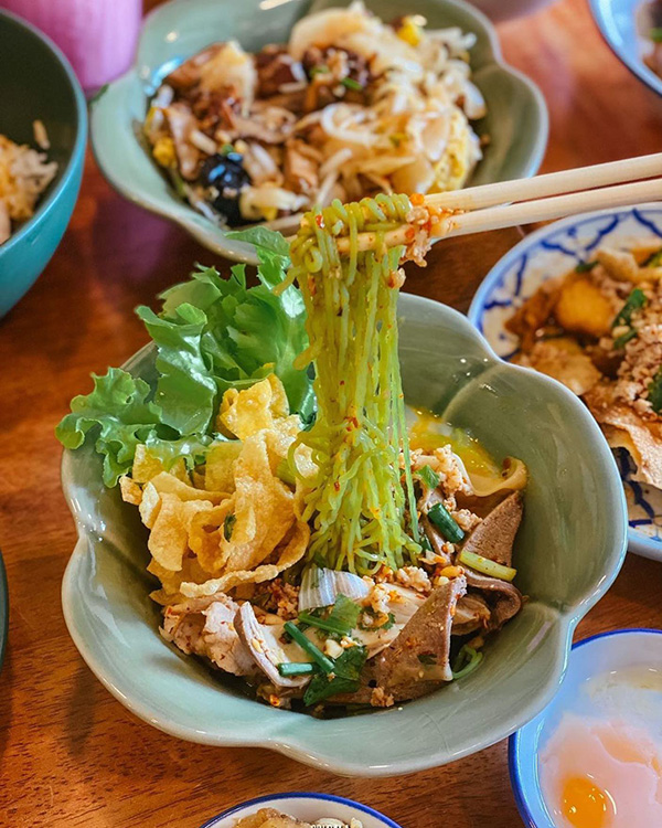 ร้านโอชาม ข้าวต้มแห้ง เอกมัย