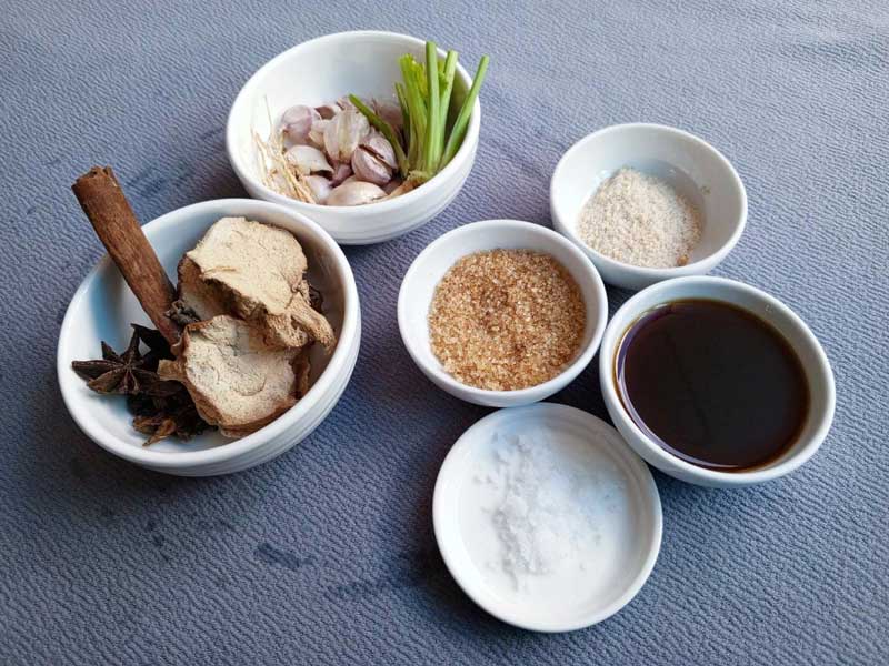 ส่วนผสมเครื่องปรุงน้ำซุปไก่