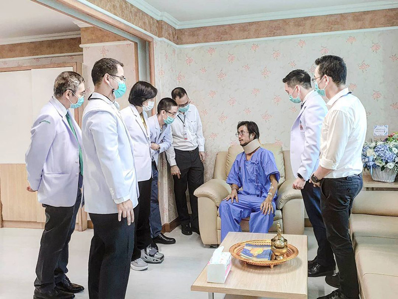 ตูน บอดี้สแลม ป่วย