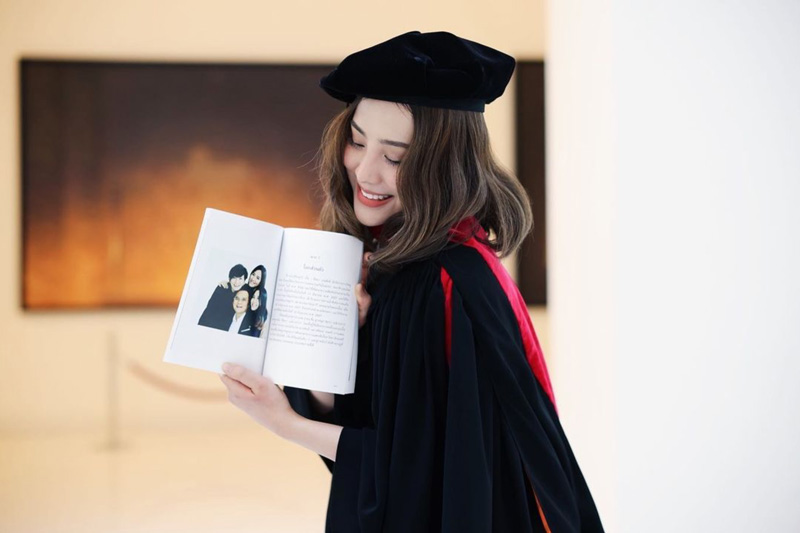 ลูกหนุน ศุภรา รับปริญญา