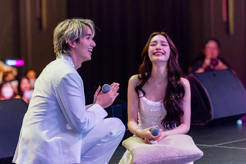 แฟนมีตติ้ง พีค มิ้นท์