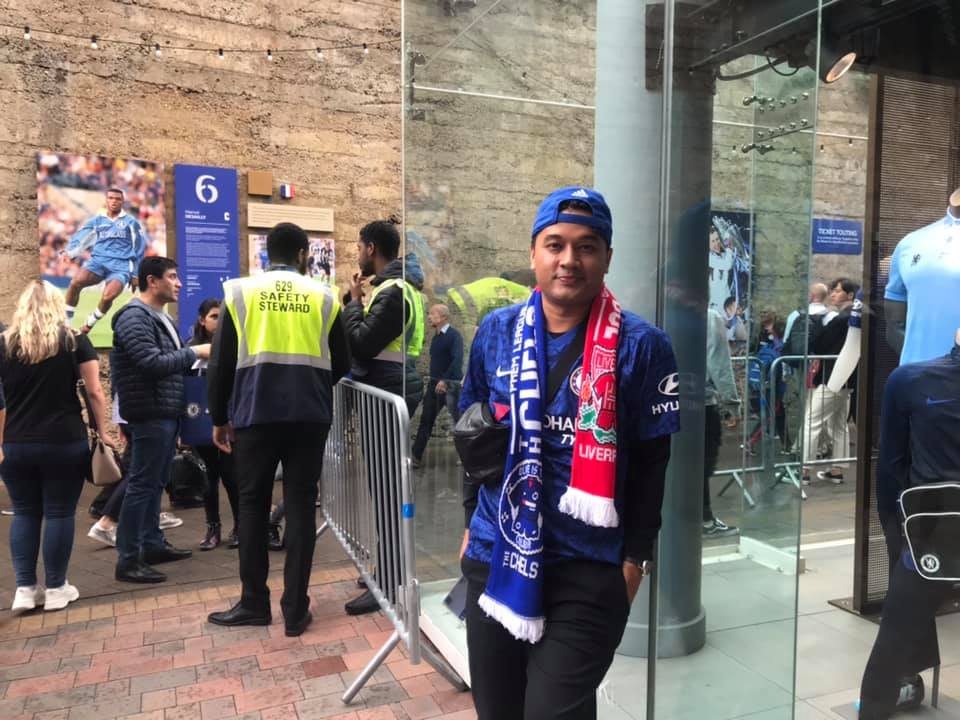 จุ๊บ วงเอาท์