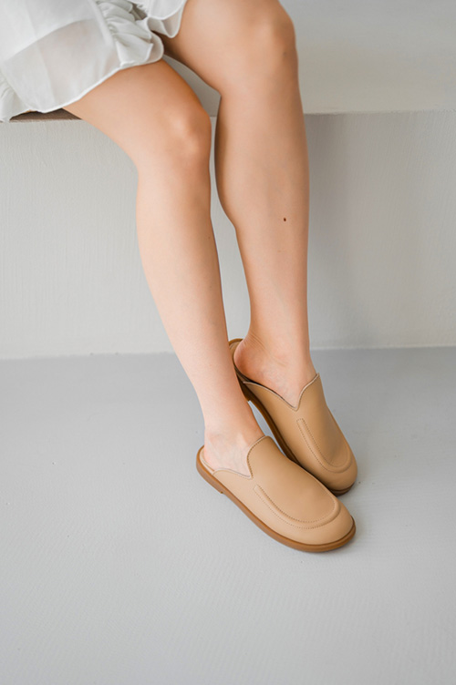 รองเท้าเปิดส้น