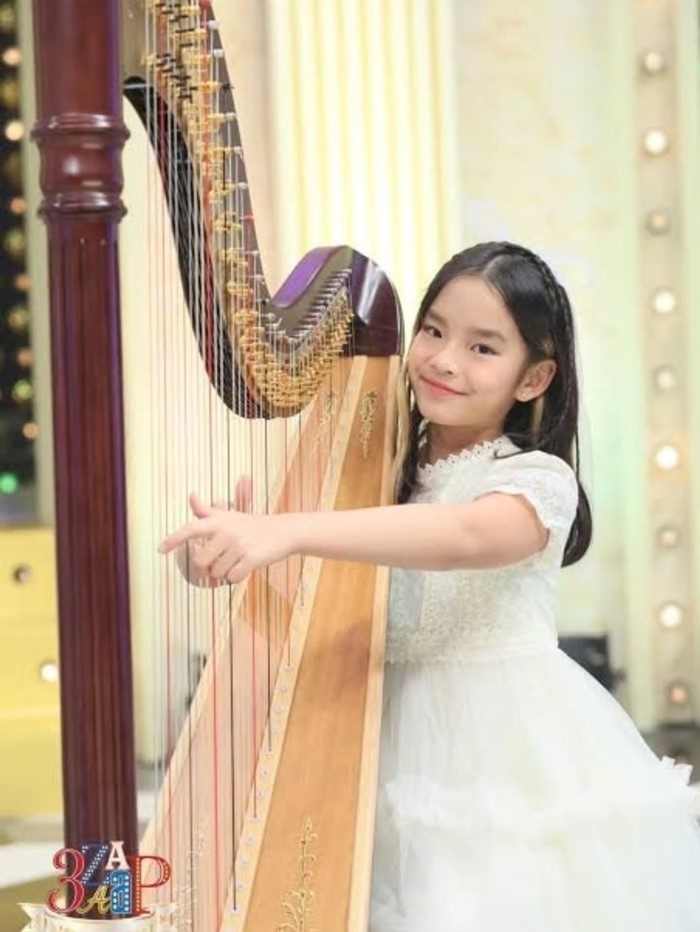 น้องปีใหม่ แข่งฮาร์ปชนะเหรียญทอง