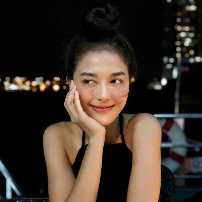 กุ๊กกิ๊ก มรกต