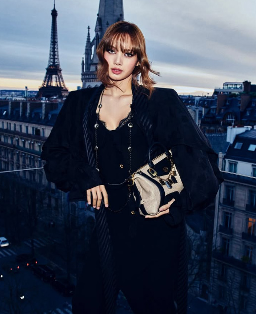 Paris Fashion Week ส่อง 14 ลุคคนดังไทย จัดเต็มความปังใน Front Row