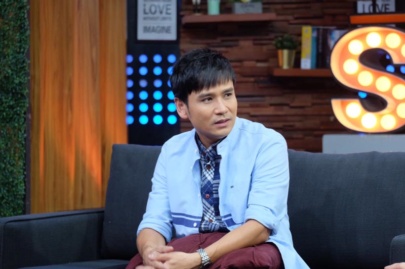 ไผ่ พงศกร