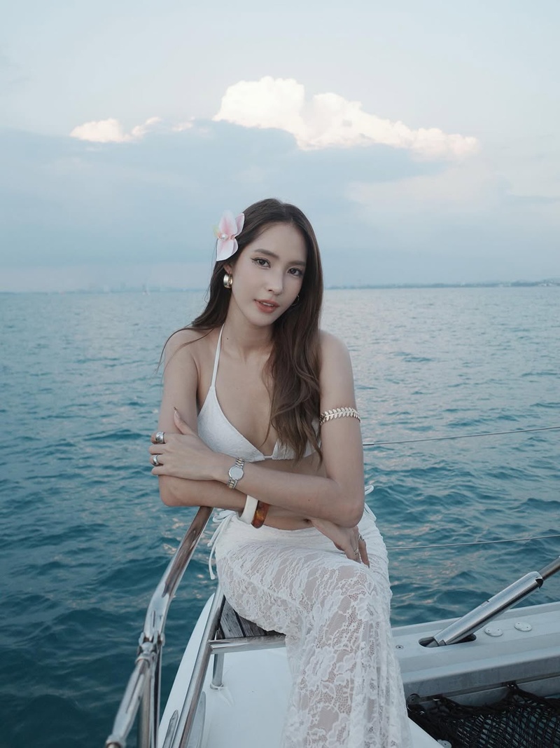 ใบหม่อน กิตติยา