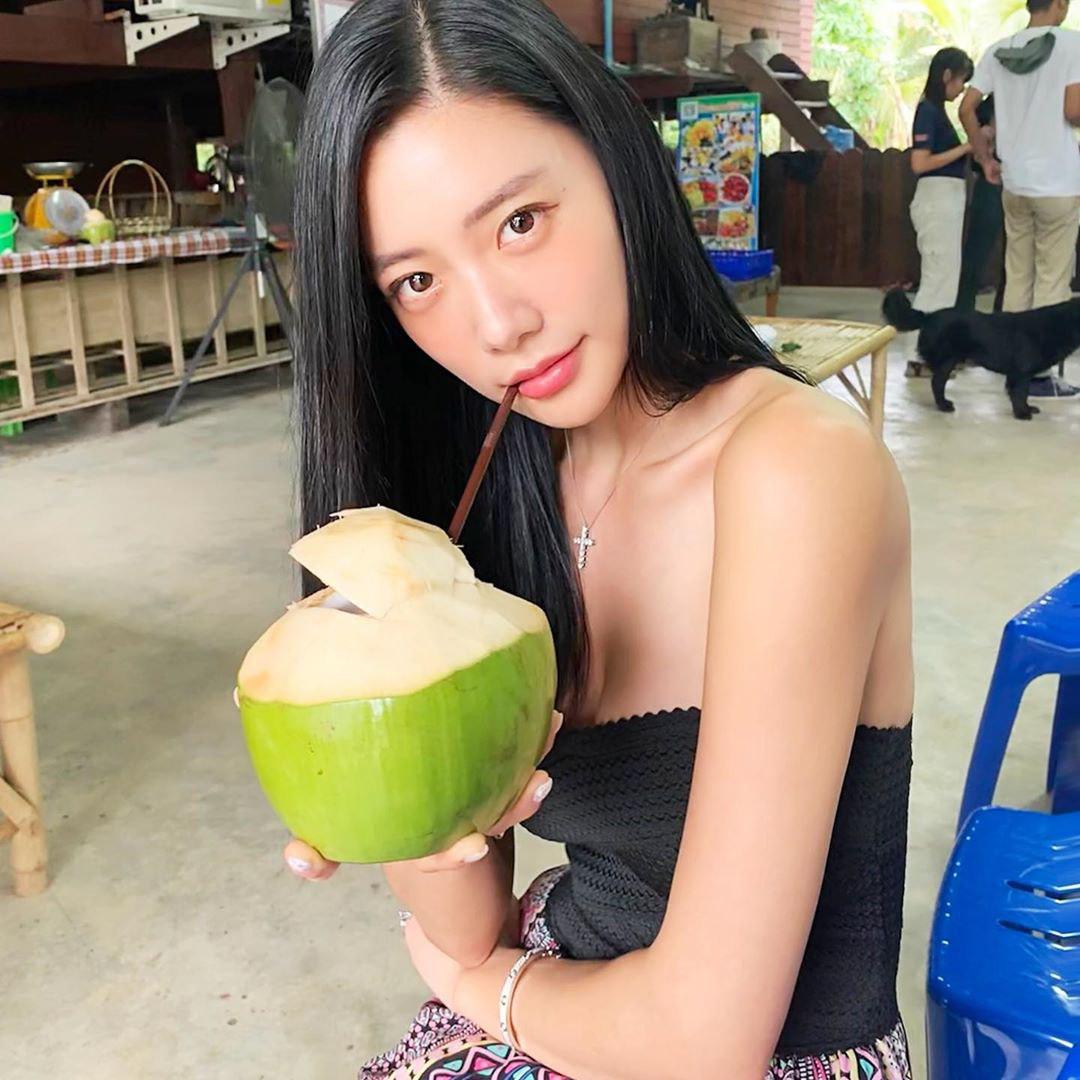 คลาร่า ลี
